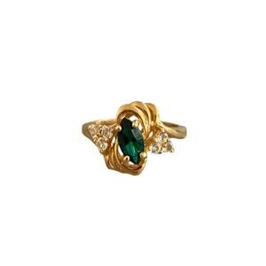 Emerald Crystal Marquise Twirl 14kt Gold Plated Vintage 90s Ring Size 7 NWT